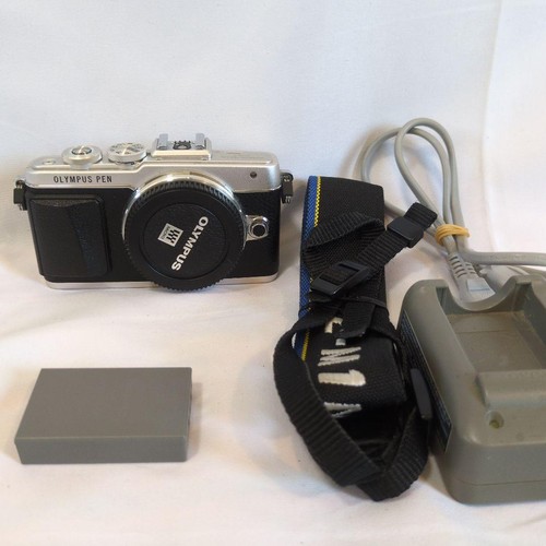 Olympus pen pl7 body - e,