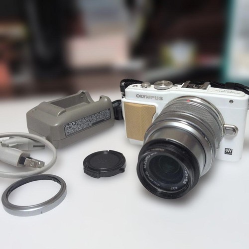 Olympus pen lite - lite, mirrorless